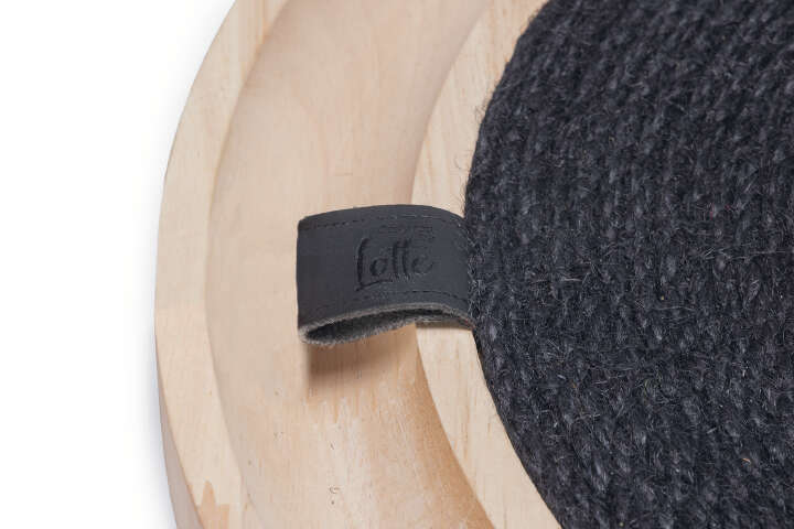 Designed by Lotte Kratzspielzeug Idah